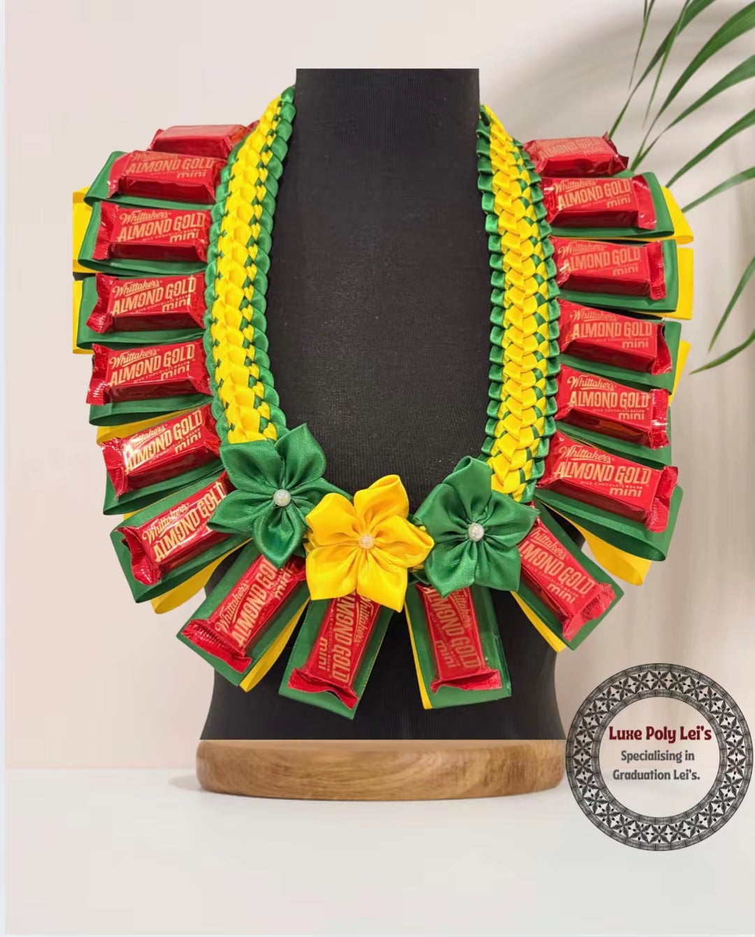 Green & Yellow NZ Whittakers Chocolate Kahoa Lei